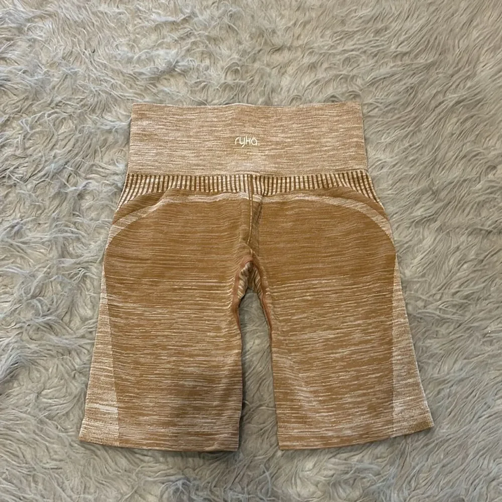 Ryka women’s light brown stretch biker shorts‎ size small